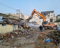 서울 강동구 신축공사 중 철거공사