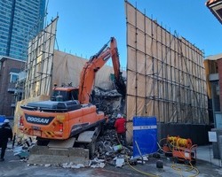 성동구 성수동668-78 신축공사 중 해체공사