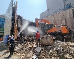 강남구 역삼동830-70 신축공사 중 해체공사