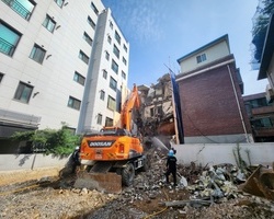 성동구 성수동299-123 신축공사 중 해체공사